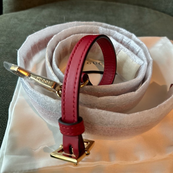 NWT!! ❤️ Gucci Hibiscus Red Bag/Phone Strap - Picture 3 of 8
